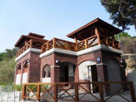 英國領事館斜坡道旁公廁